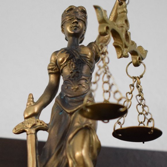 Themis Lady justice statue | Bronze look| NIB - Picture 5 of 12